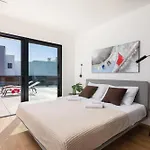 Vivi Rent - Old Olive V Villa