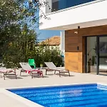 Vivi Rent - Old Olive V * Vodnjan