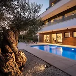 Villa Vivi Rent - Old Olive V